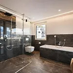 Cloud 9 - Penthouse With Rooftop Terrace & Private Whirlpool By Alpenluxus Collection Prázdninový dům