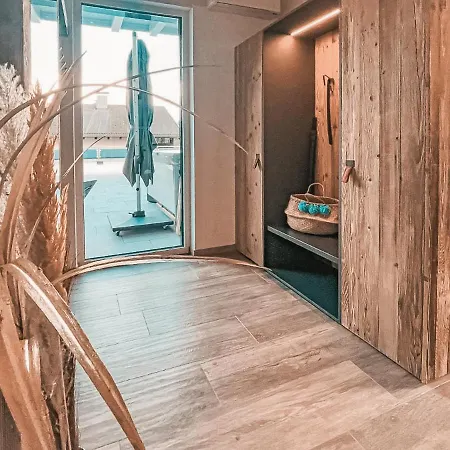 Ferienhaus Cloud 9 - Private Whirlpool & Rooftop Terrace *