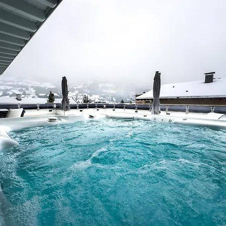 Feriehus Cloud 9 - Private Whirlpool & Rooftop Terrace