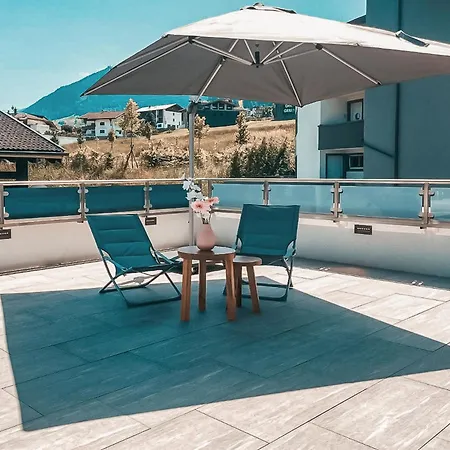 Cloud 9 - Private Whirlpool & Rooftop Terrace Ferienhaus *