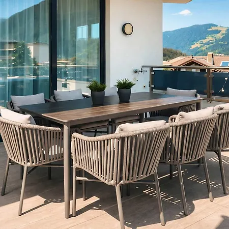 Cloud 9 - Penthouse With Rooftop Terrace & Private Whirlpool By Alpenluxus Collection