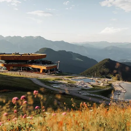 Apartman Cloud 9 With Private Roof Terrace & Whirlpool - An Alpenluxus Appartement, Zillertal Fügen