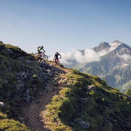 Cloud 9 - Alpenluxus Collection דירה פוגן