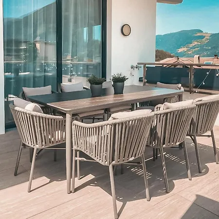 Apartman Cloud 9 With Private Roof Terrace & Whirlpool - An Alpenluxus Appartement, Zillertal